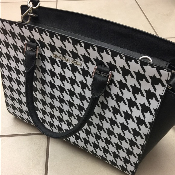 Michael Kors Large purse - Picture 2 of 3